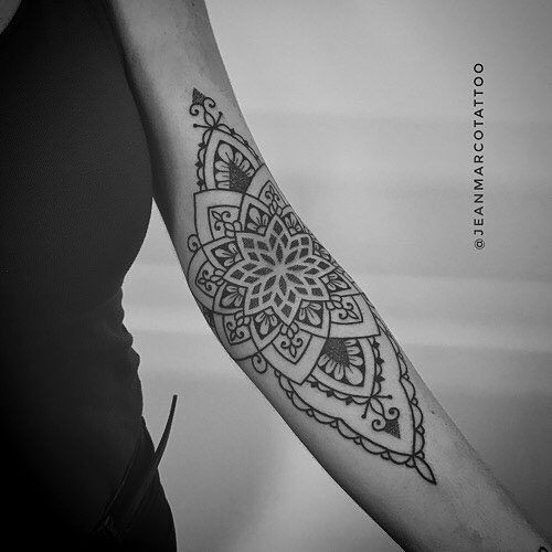 estimular jurado Observación Tatuajes inspirados en el Arte del Mehndi | Dotwork.es